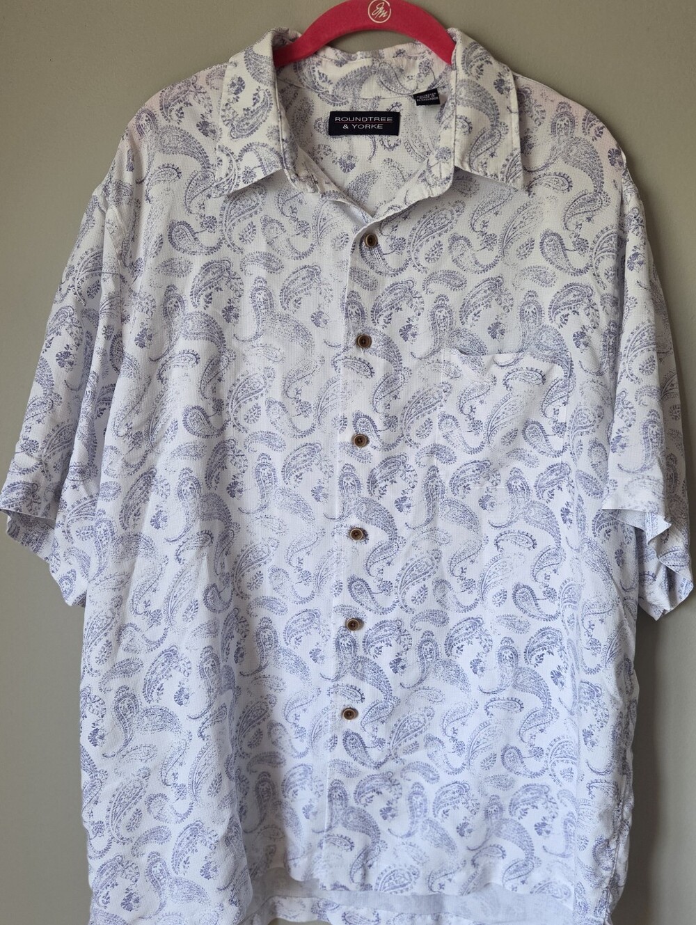 Roundtree & Yorke White Shirt with Light Blue Paisley Print